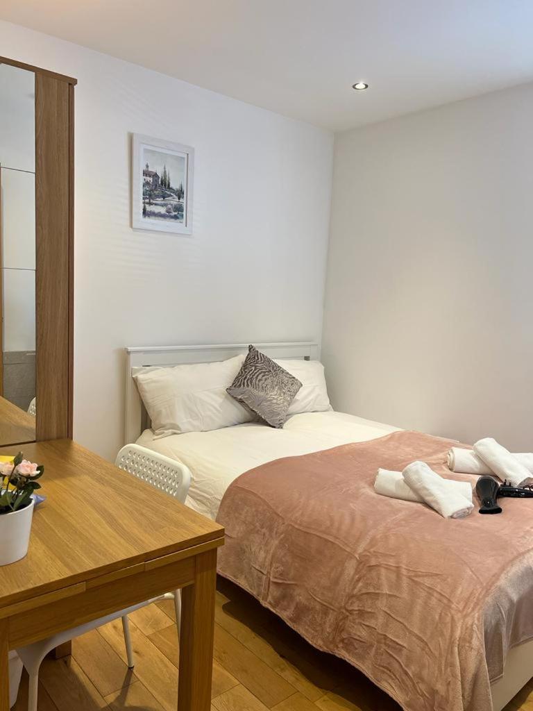 Cosy Private Rooms Near Euston Station, Central Londra Esterno foto