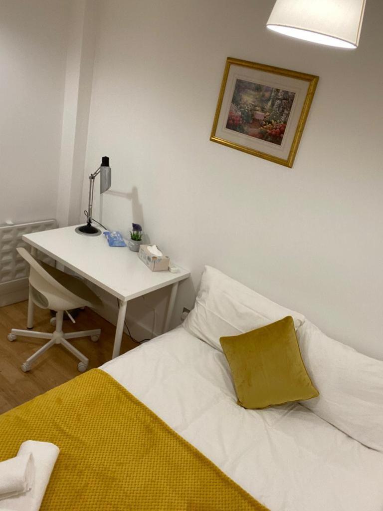 Cosy Private Rooms Near Euston Station, Central Londra Esterno foto